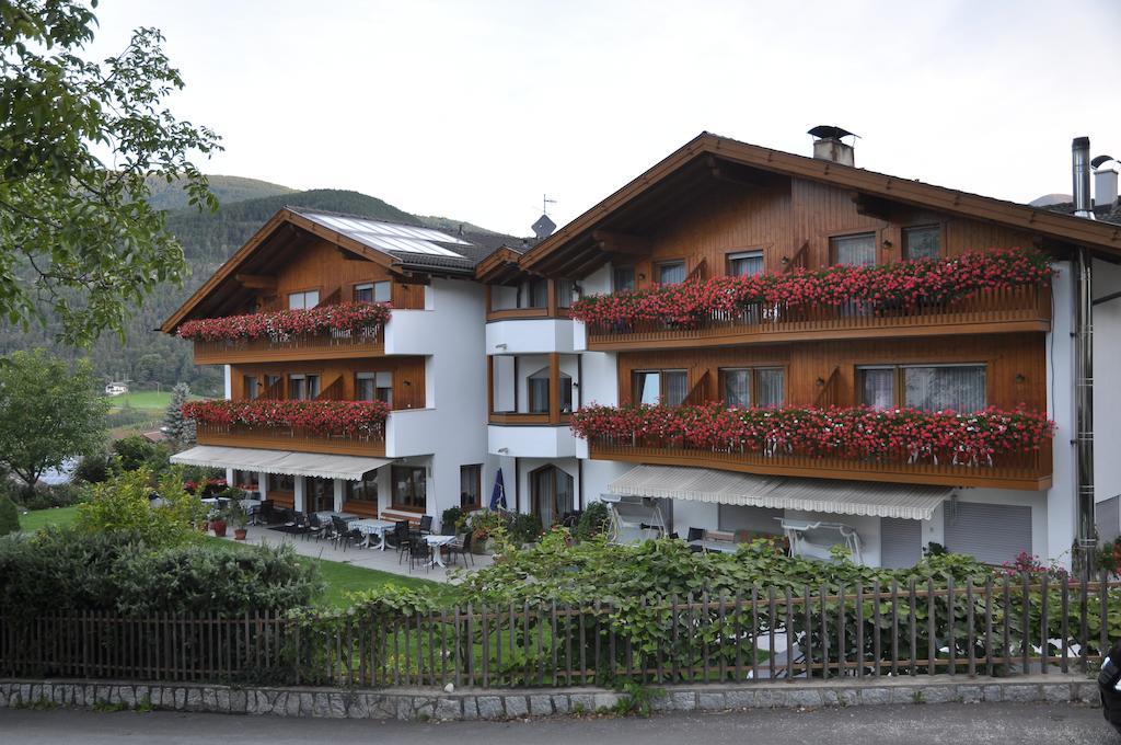 Hotel Waldheim Natz-Schabs Экстерьер фото