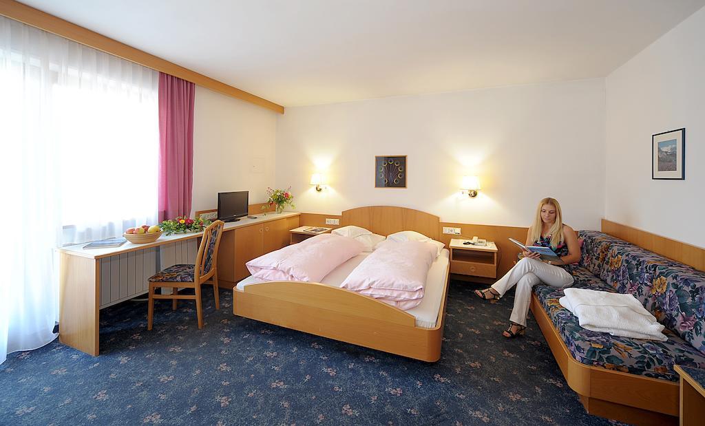 Hotel Waldheim Natz-Schabs Номер фото
